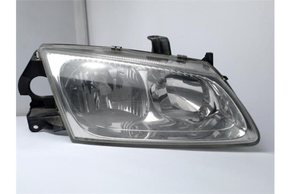 Recambio de faro delantero dcho para nissan almera (n16/e) 1.8 referencia OEM IAM 26010BN025 2742556 26025BN011 , NISSAN | 26010