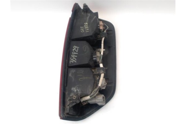 Recambio de piloto trasero izquierdo para nissan navara pickup (d40m) 2.5 dci referencia OEM IAM 22016467 26555EB38B 