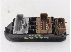 Recambio de mando elevalunas delantero izquierdo para renault megane ii ranchera familiar (km0/1_) 1.5 dci referencia OEM IAM 82