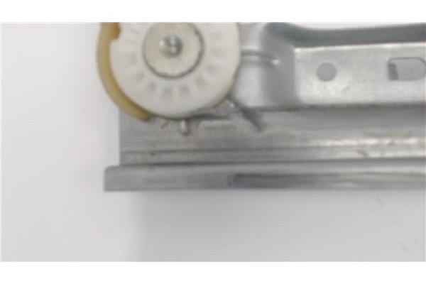 Recambio de mecanismo elevalunas trasero derecho para citroen c4 grand picasso referencia OEM IAM 400968E  