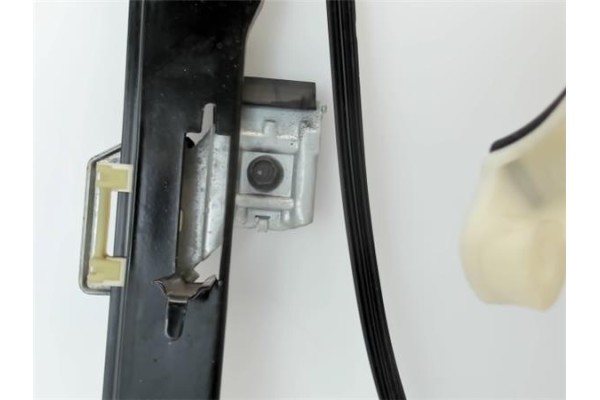 Recambio de mecanismo elevalunas delantero izquierdo para seat altea (5p1) referencia OEM IAM 5P0837401AK  