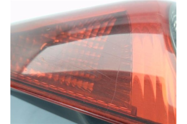 Recambio de piloto trasero derecho para renault megane ii ranchera familiar (km0/1_) 1.5 dci referencia OEM IAM 8200142683  
