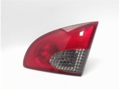 Recambio de piloto porton trasero derecho para toyota avensis berlina (t22) 2.0 td (ct220_) referencia OEM IAM 23301401  