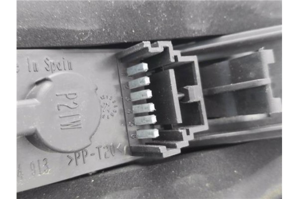 Recambio de piloto trasero izquierdo para renault megane ii ranchera familiar (km0/1_) 1.5 dci referencia OEM IAM 8200142684  
