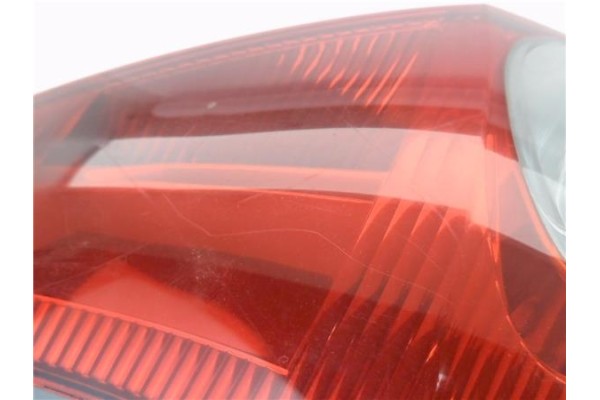 Recambio de piloto trasero izquierdo para renault megane ii ranchera familiar (km0/1_) 1.5 dci referencia OEM IAM 8200142684  