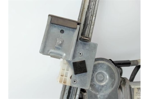 Recambio de mecanismo elevalunas delantero izquierdo para seat cordoba berlina (6k2) referencia OEM IAM 100001  