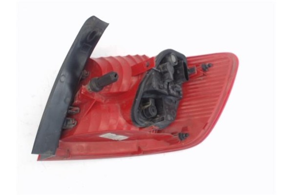 Recambio de piloto trasero izquierdo para audi a6 avant (4f5) 2.8 fsi referencia OEM IAM 4F5945095L 2221501 4F5945095D , AUDI | 