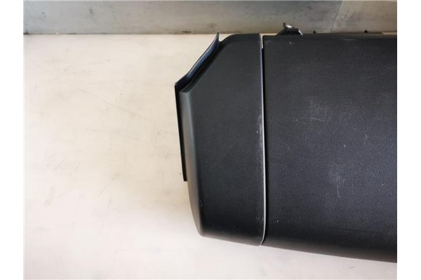 Recambio de guantera salpicadero para mazda 3 berlina (bk) 1.6 cd active+ xcite referencia OEM IAM BP4S64030G02  