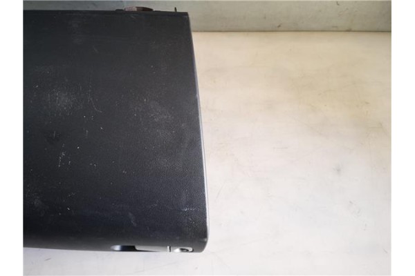 Recambio de guantera salpicadero para mazda 3 berlina (bk) 1.6 cd active+ xcite referencia OEM IAM BP4S64030G02  