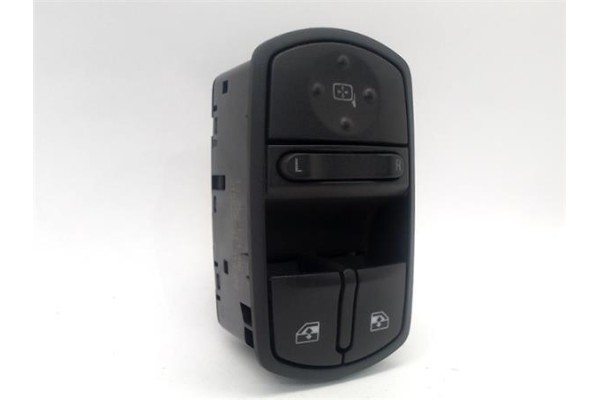 Recambio de botonera puerta delantero izquierda para opel corsa d 1.3 cdti referencia OEM IAM 13258521  