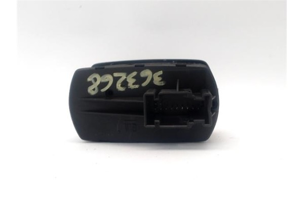 Recambio de botonera puerta delantero izquierda para opel corsa d 1.3 cdti referencia OEM IAM 13258521  