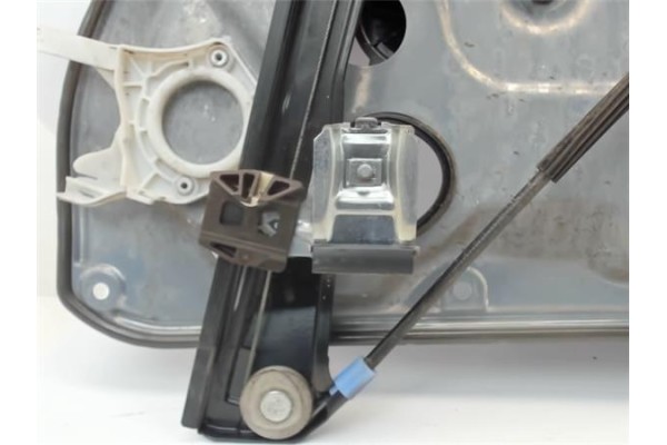 Recambio de elevalunas electrico delantero izquierdo para seat cordoba berlina (6l2) referencia OEM IAM 6L4837751  