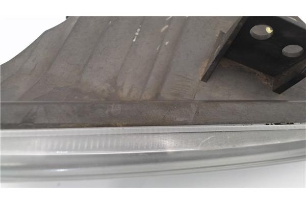 Recambio de faro antiniebla izquierdo para mazda 2 (b2w) 1.6 referencia OEM IAM hb412v51w  