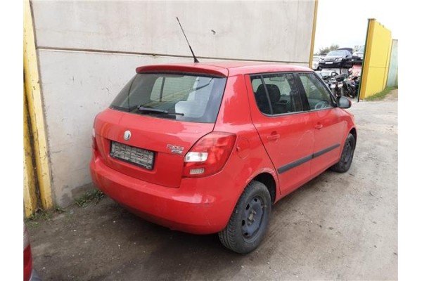 skoda fabia (5j2 )(2007) del año 