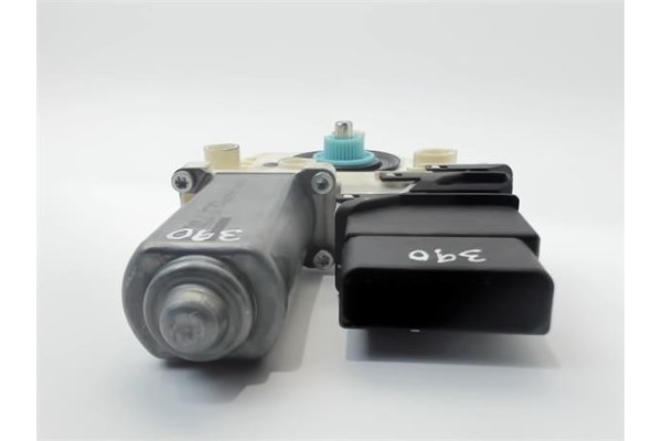 Recambio de motor elevalunas trasero izquierdo para seat leon (1p1) referencia OEM IAM   