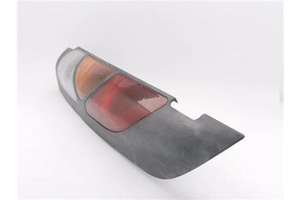 Recambio de piloto trasero derecho para renault kangoo i (f/kc0) 1.9 1.4 rapid plus referencia OEM IAM E26131  