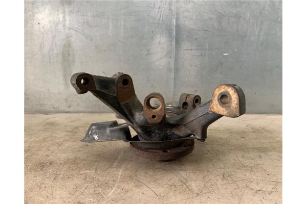 Recambio de mangueta delantero izquierda para fiat coupe (175) 1.8 16v referencia OEM IAM 82462309  