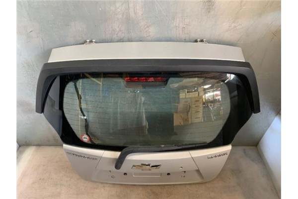 Recambio de porton trasero para chevrolet spark 1.0 basis referencia OEM IAM 95387501  