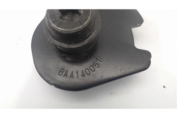 Recambio de anclaje cinturon delantero derecho para mazda 2 (b2w) 1.6 referencia OEM IAM BAA140057  