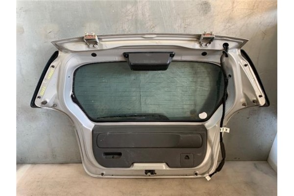 Recambio de porton trasero para chevrolet spark 1.0 basis referencia OEM IAM 95387501  