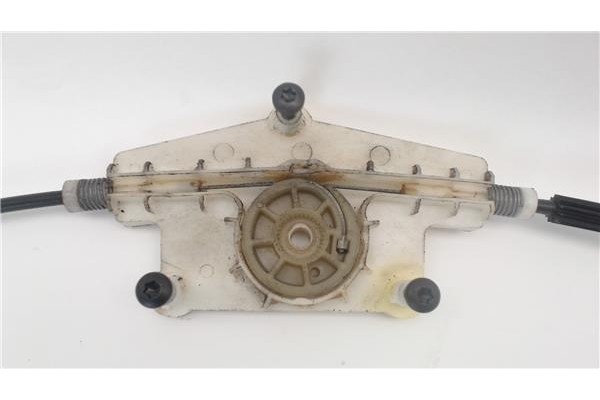 Recambio de mecanismo elevalunas delantero izquierdo para citroen c4 coupe referencia OEM IAM 997018102 996385101 