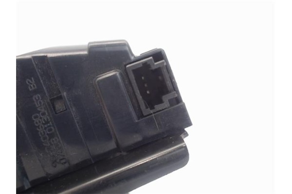 Recambio de cierre electromagnetico porton para citroen c4 picasso 1.6 hdi referencia OEM IAM 9660403680 8719A6 