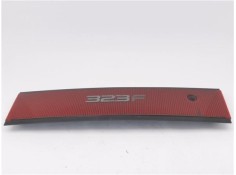 Recambio de piloto trasero central para mazda 323 berlina (bg) 1.4 classic referencia OEM IAM 0674434  
