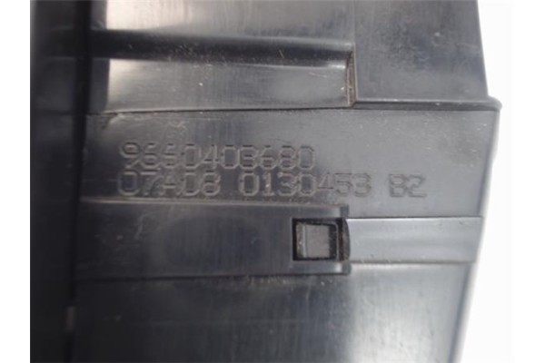 Recambio de cierre electromagnetico porton para citroen c4 picasso 1.6 hdi referencia OEM IAM 9660403680 8719A6 