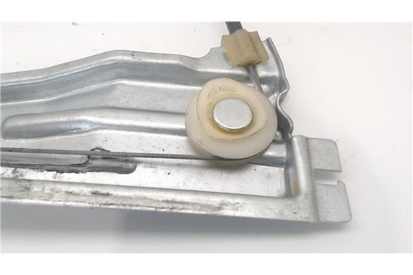 Recambio de mecanismo elevalunas delantero izquierdo para citroen c4 coupe referencia OEM IAM 997018102 996385101 