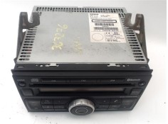 Recambio de autoradio para nissan navara pickup (d40m) 2.5 dci referencia OEM IAM 28184EB46B 28185EB45B 
