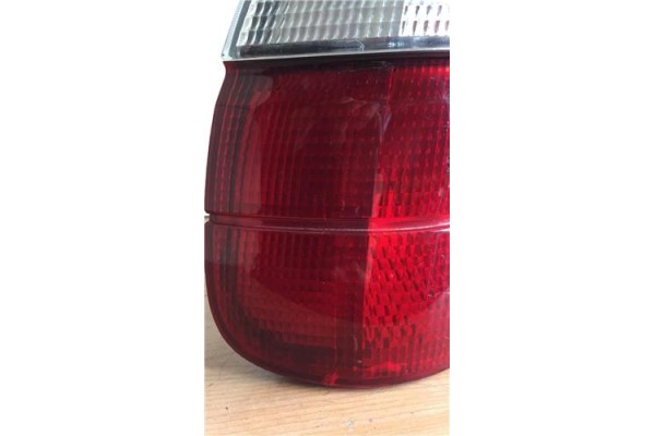 Recambio de piloto trasero izquierdo para bmw serie 3 compacto (e36) 1.6 316g referencia OEM IAM 8353805  