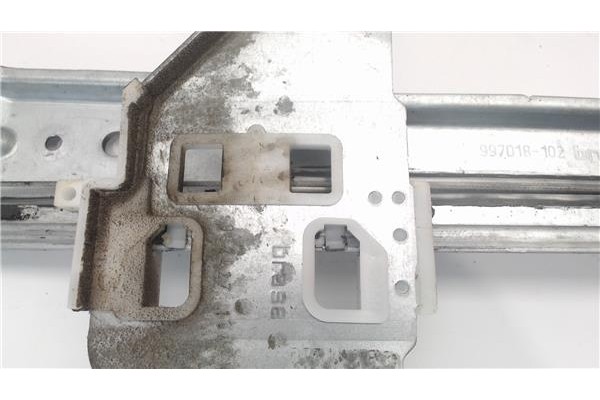 Recambio de mecanismo elevalunas delantero izquierdo para citroen c4 coupe referencia OEM IAM 997018102 996385101 