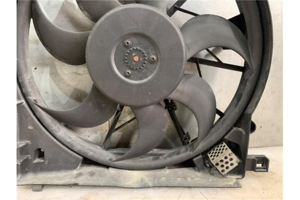 Recambio de electroventilador para opel astra h gtc 1.6 referencia OEM IAM 130303986 13205941 