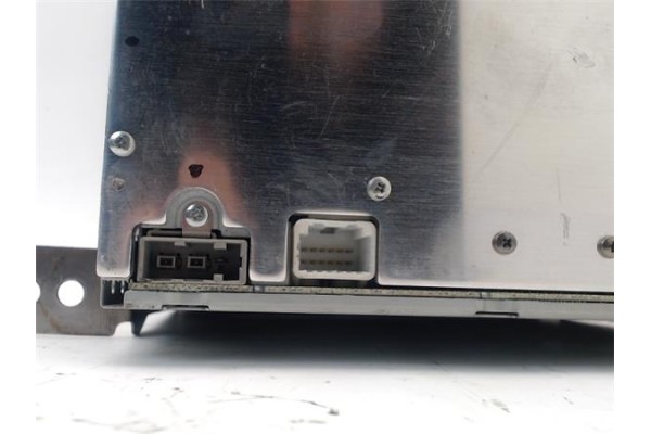 Recambio de autoradio para nissan navara pickup (d40m) 2.5 dci referencia OEM IAM 28184EB46B 28185EB45B 