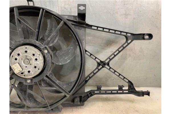 Recambio de electroventilador para opel astra h gtc 1.6 referencia OEM IAM 130303986 13205941 
