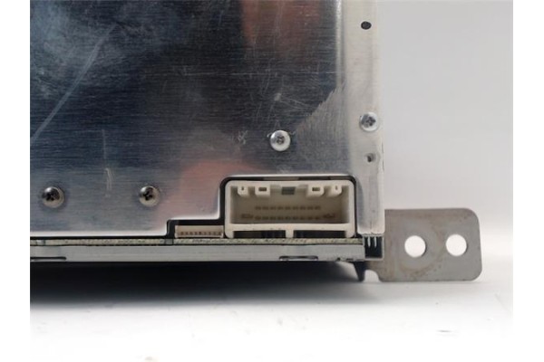 Recambio de autoradio para nissan navara pickup (d40m) 2.5 dci referencia OEM IAM 28184EB46B 28185EB45B 