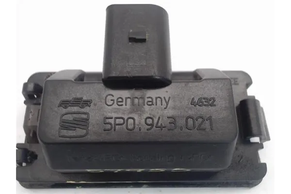 Recambio de piloto matricula trasero derecho para seat ibiza (6l1) 1.9 tdi referencia OEM IAM 5P0943021  1M6943021 , SEAT