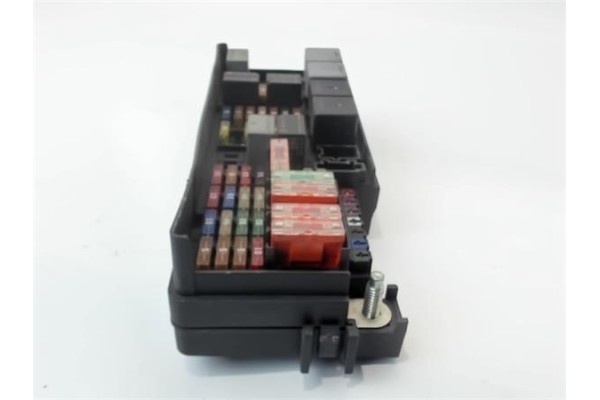 Recambio de caja fusibles/rele para mercedes-benz clase m (bm 164) 3.0 ml 320 cdi (164.122) referencia OEM IAM A1643402372  