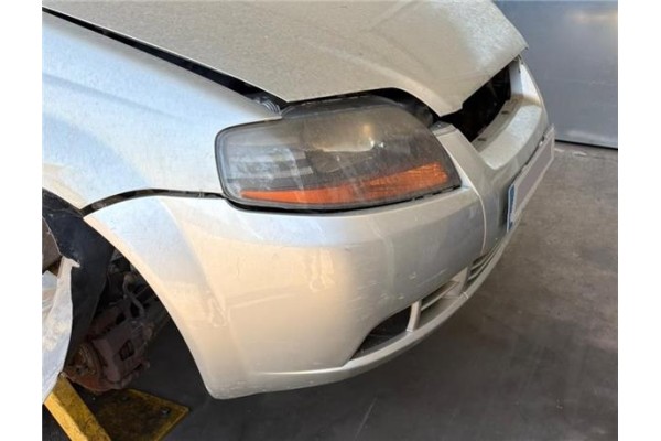 Recambio de paragolpes delantero para daewoo kalos 1.4 se referencia OEM IAM 93740275  