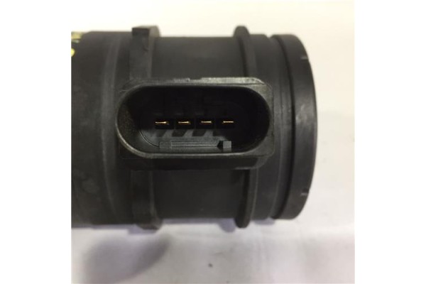 Recambio de caudalimetro para bmw serie 1 berlina (e81/e87) 118d referencia OEM IAM 14967428 0281002567 