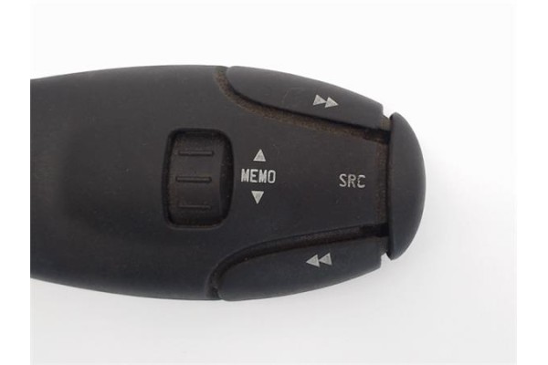 Recambio de mando multifuncion para citroen c4 berlina referencia OEM IAM 9641796480  