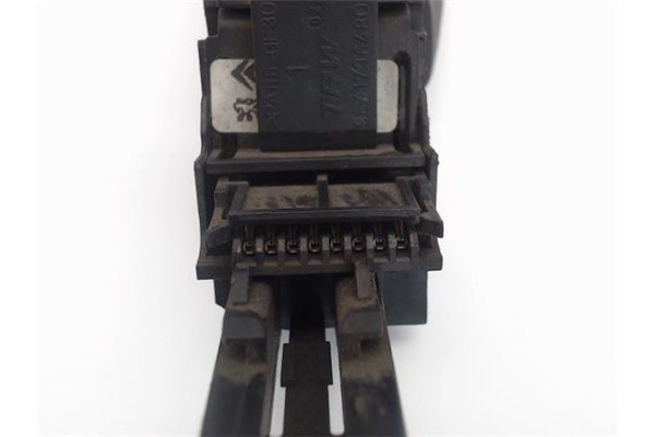 Recambio de mando multifuncion para citroen c4 berlina referencia OEM IAM 9641796480  