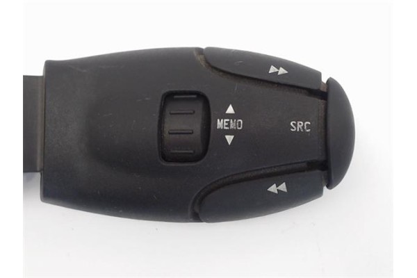 Recambio de mando multifuncion para citroen c4 berlina referencia OEM IAM 9641796480  
