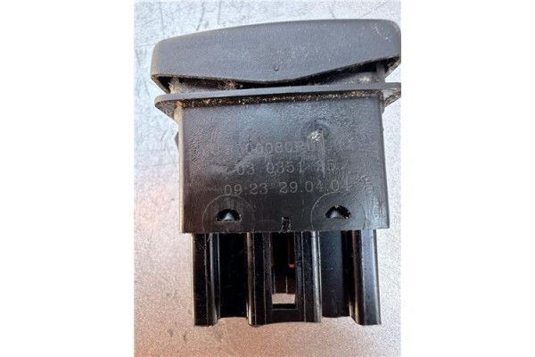 Recambio de mando elevalunas para land rover freelander (ln) 2.0 di referencia OEM IAM 3035125  
