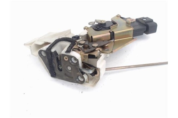 Recambio de cierre electromagnetico trasero izquierdo para opel agila 1.2 básico referencia OEM IAM 4706489  