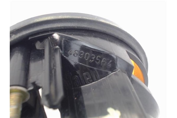 Recambio de piloto trasero derecho para fiat coupe (175) 1.8 16v referencia OEM IAM 46303564  