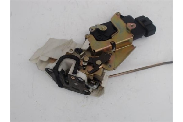 Recambio de cierre electromagnetico trasero izquierdo para opel agila 1.2 básico referencia OEM IAM 4706489  