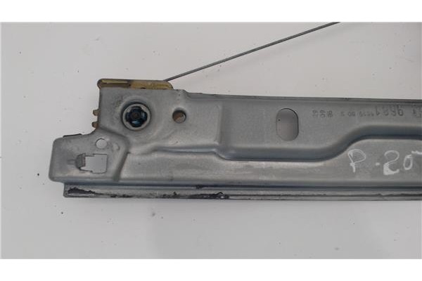 Recambio de mecanismo elevalunas delantero izquierdo para peugeot 207 referencia OEM IAM 400917H  