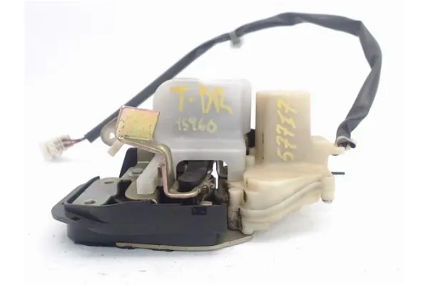 Recambio de cierre electromagnetico trasero derecho para mazda 626 berlina (gf) 2.0 referencia OEM IAM GE6V72310B  