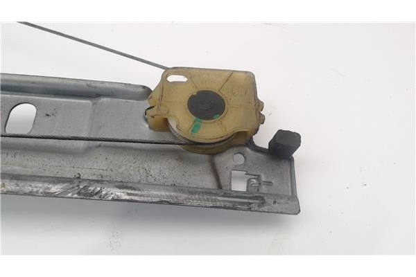 Recambio de mecanismo elevalunas delantero izquierdo para peugeot 207 referencia OEM IAM 400917H  